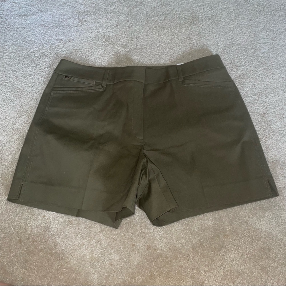 The 5” Shorts Olive Night Green Size 12